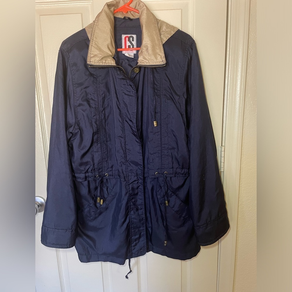 CS Essential lightweight jacket Size M Navy Blue